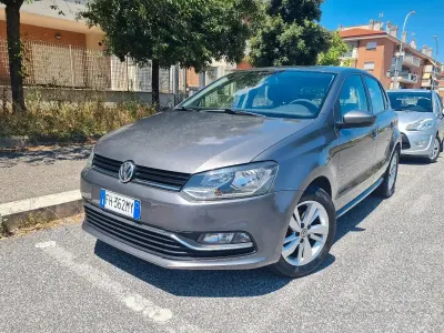 Usata VW Polo Highline 75 CV (55 kW) 2017 Grigio SUV
