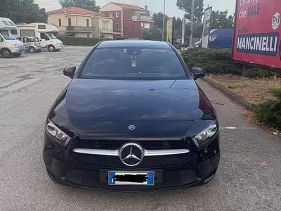 Usata Mercedes A180 116 CV (85 kW) 2018 Berlina