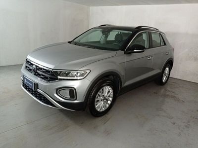 usata VW T-Roc 1.5 TSI ACT Life del 2022 usata a Carnago