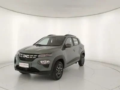 Usado Dacia Spring Comfort Plus 33 kW (45 CV) 2023 Verde Utilitario