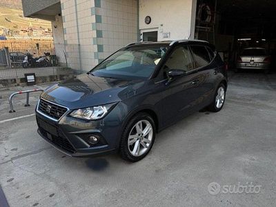 Usata Seat Arona FR 90 CV (66 kW) 2020 Grigio SUV