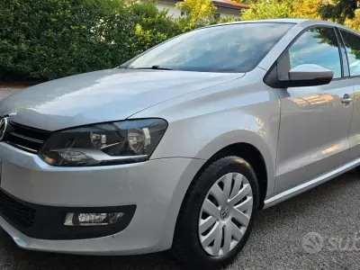 Usata VW Polo Comfortline 75 CV (55 kW) 2013 Grigio Utilitaria