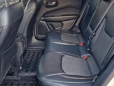 Usata Jeep Compass 140 CV (102 kW) 2018 Bianco SUV