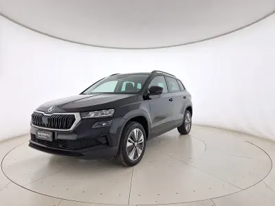 Usata Skoda Karoq Executive 150 CV (110 kW) 2023 Nero tulipano perlato SUV