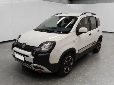 Usata Fiat Panda Cross Cross 69 CV (50 kW) 2022 Bianco Utilitaria