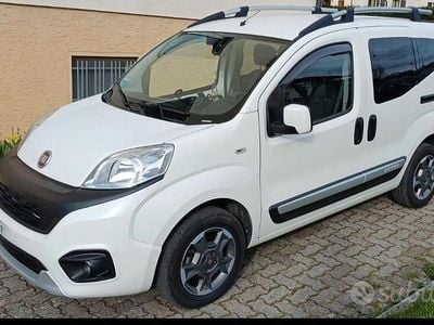 Usata Fiat Qubo Trekking 75 CV (55 kW) 2019 Bianco Monovolume