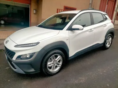 Usata Hyundai Kona 120 CV (88 kW) 2021 Bianco SUV