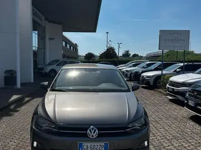 Usata VW Polo Comfortline 95 CV (69 kW) 2020 Grigio Utilitaria