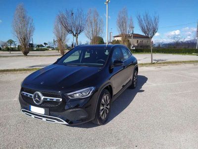 usata Mercedes GLA180 GLA-H247 2020 d Sport auto