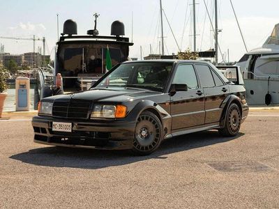 Usata Mercedes 190 109 CV (80 kW) 1991 Nero Berlina