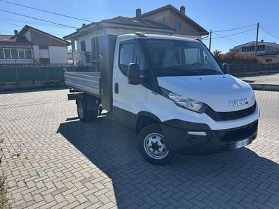 Usata Iveco Daily 150 CV (110 kW) 2016