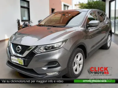 Usado Nissan Qashqai 130 HP (95 kW) 2018 Cinzento SUV