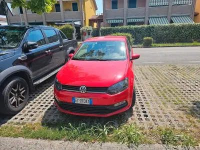 Usata VW Polo Comfortline 90 CV (66 kW) 2014 Rosso Berlina