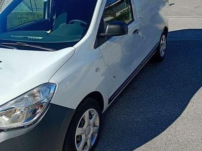 Usata Dacia Dokker Ambiance 75 CV (55 kW) 2019 Bianco Monovolume