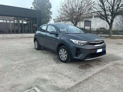 Usata Kia Stonic Urban 84 CV (61 kW) 2022 Grigio SUV