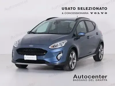 Usata Ford Fiesta Active 101 CV (74 kW) 2019 Blu/azzurro Utilitaria
