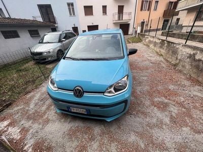 VW up!