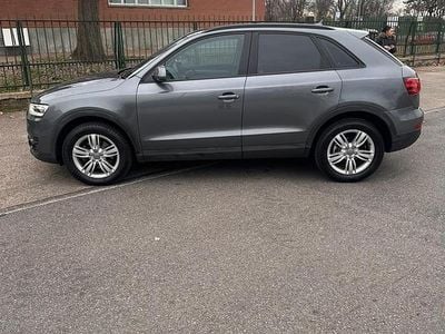 Usata Audi Q3 Comfort 177 CV (130 kW) 2013 Grigio SUV
