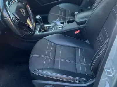 Usata Mercedes A180 109 CV (80 kW) 2014 Berlina
