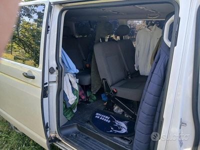 Usata VW Caravelle 140 CV (102 kW) 2011 Furgone