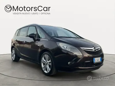 Usata Opel Zafira Tourer Cosmo 131 CV (96 kW) 2013 Marrone Monovolume