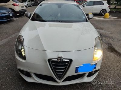 Usata Alfa Romeo Giulietta 120 CV (88 kW) 2013 Bianco Utilitaria
