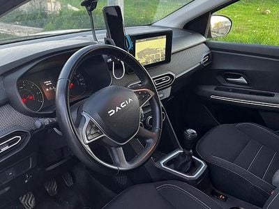 Occasion Dacia Jogger 110 ch (80 kW) 2023 Vert Monospace