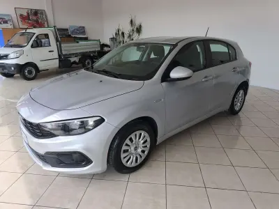 Usata Fiat Tipo Easy 95 CV (69 kW) 2021 Argento Berlina