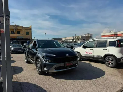 Usata Hyundai Kona 105 CV (77 kW) 2022 Nero SUV