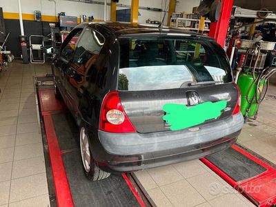 Renault Clio II