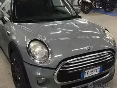 Begagnad Mini Cooper D Hype 116 HK (85 kW) 2018 Grå Halvkombi