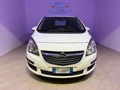 Usata Opel Meriva Cosmo 120 CV (88 kW) 2016 Bianco Monovolume