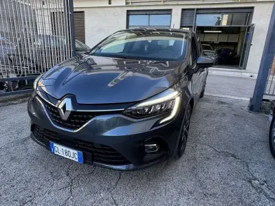 Usata Renault Clio V Evolution 101 CV (74 kW) 2022 Other Berlina