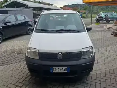 Usata Fiat Panda 54 CV (39 kW) 2005 Bianco Utilitaria