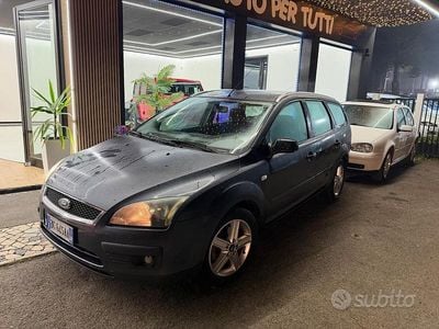 Usata Ford Focus Titanium 90 CV (66 kW) 2008 Grigio Station wagon