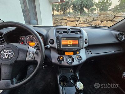 Usata Toyota RAV4 2007 Grigio SUV