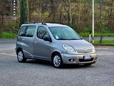 Toyota Yaris Verso