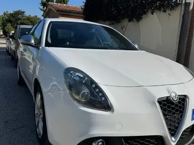 Usata Alfa Romeo Giulietta 120 CV (88 kW) 2018 Bianco Utilitaria