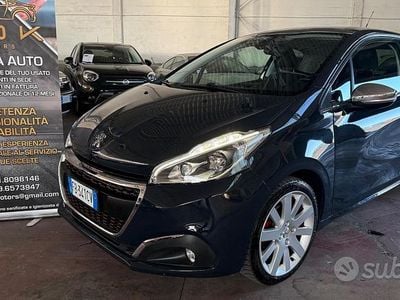 Gebraucht Peugeot 208 GT 110 PS (80 kW) 2015 Grau Kleinwagen