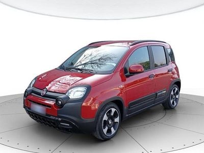 Usata Fiat Panda Cross Cross 70 CV (51 kW) 2025 Rosso Utilitaria