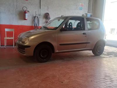 Usata Fiat 600 2001 Grigio Berlina