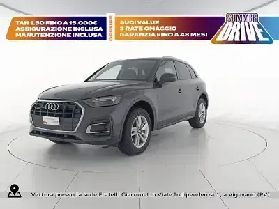 Usata Audi Q5 Business 204 CV (150 kW) 2021 Grigio manhattan metallizzato SUV