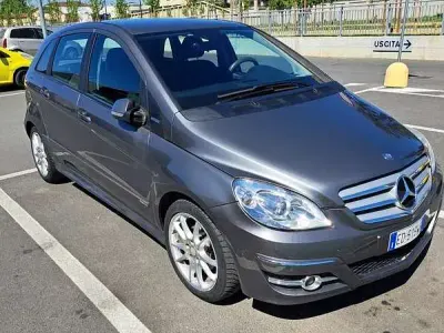Brugt Mercedes B180