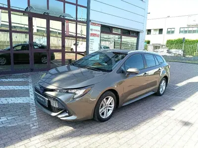 Usata Toyota Corolla Business Edition 98 CV (72 kW) 2022 Bronzo Station wagon