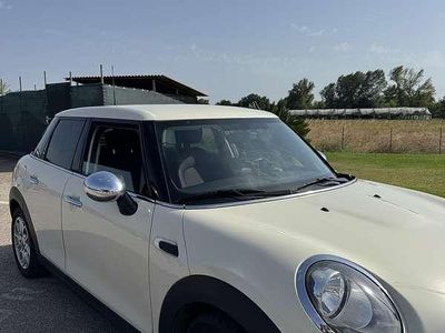 Usata Mini One D Business 95 CV (69 kW) 2015 Utilitaria