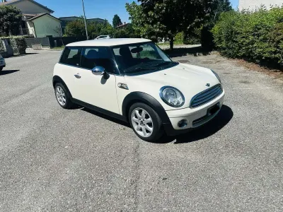 Usata Mini ONE 95 CV (69 kW) 2010 Utilitaria