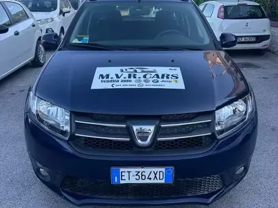 Usata Dacia Logan MCV Lauréate 90 CV (66 kW) 2014 Blu Station wagon