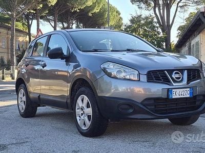 Usata Nissan Qashqai Tekna 110 CV (80 kW) 2011 Grigio SUV