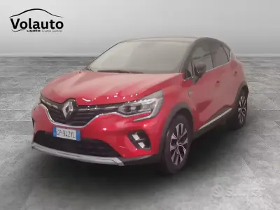 Second-hand Renault Captur Techno 101 CP (74 kW) 2023 Roșu SUV