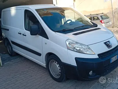 Usata Peugeot Expert 120 CV (88 kW) 2009 Bianco Furgone